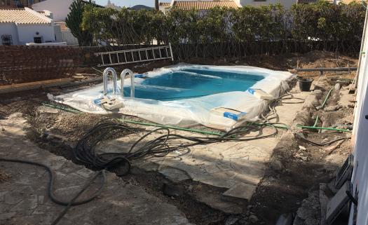 CONSTRUCCION DE PISCINA